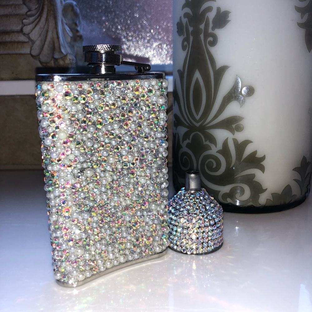 Glitzy Flask and shot “glass” 5 ounce